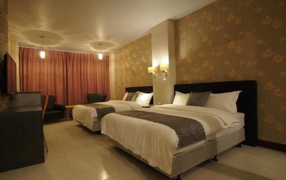 Boston Hotel Chiayi City Dış mekan fotoğraf